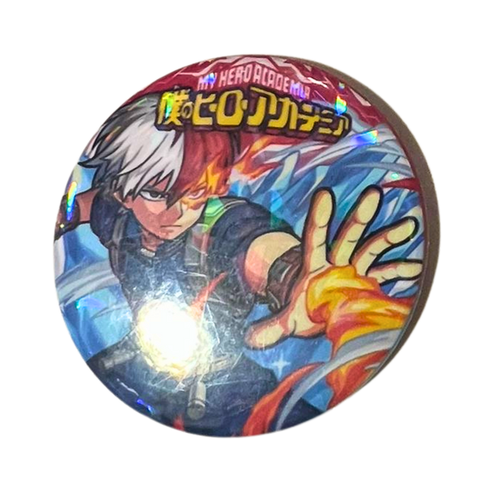 Shoto Todoroki – סיכה מנצנצת 58 מ”מ
My Hero Academia – Glitter Pin Badge