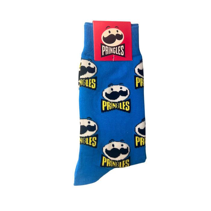 גרבי Pringles צבעוניות – רקע כחול מקורי 🥨🧦