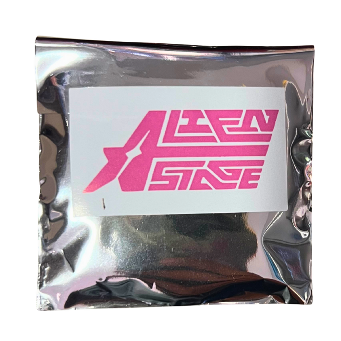 Alien Stage – סיכת אספנות מפתיעה בהשראת הדמויות האהובות!