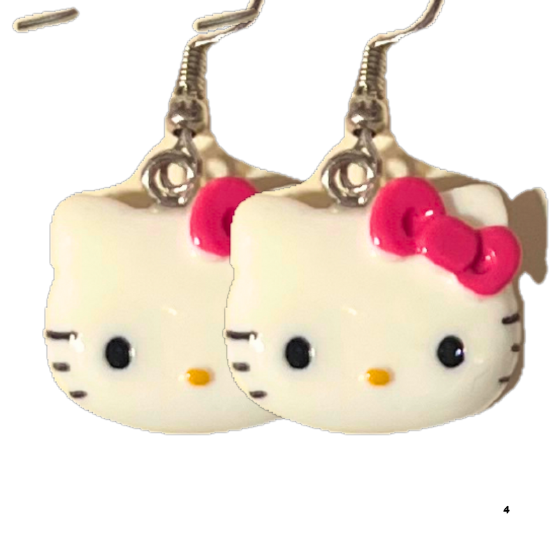 האלו קיטי - זוג עגילים מבית אנימה מרקט רק ב - https://anime-market.co.il