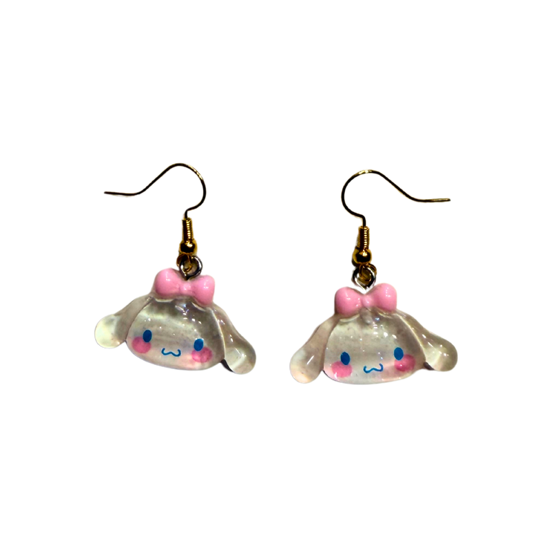 עגילים מנצנצים – סינמרול (Cinnamoroll) מבית אנימה מרקט רק ב - https://anime-market.co.il