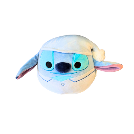 בובת Squishmallows Stitch Pajamas Plush – דיסני לילו וסטיץ’ מבית אנימה מרקט רק ב - https://anime-market.co.il