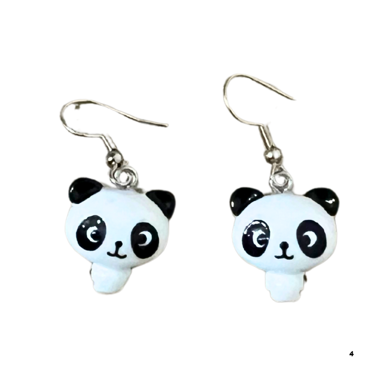 פנדה - זוג עגילים 🐼 מבית אנימה מרקט רק ב - https://anime-market.co.il
