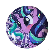 הקסם של “הפוני הקטן שלי” – סיכות מנצנצות ומטריפות! 🌈✨ שישי מבית אנימה מרקט רק ב - https://anime-market.co.il
