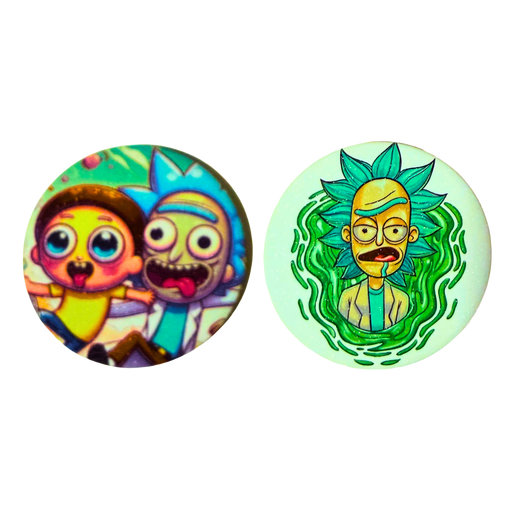 סט של 2 סיכות Rick and Morty 58 מ”מ – סיכות אספנות לאוהבי הסדרה מבית אנימה מרקט רק ב - https://anime-market.co.il