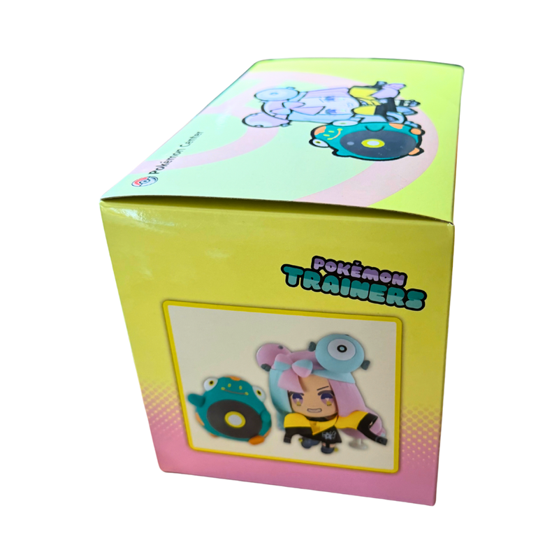 Pokémon Trainers Figure – Iono & Bellibolt | מהדורת Pokémon Center - בלעדי לאתר מבית אנימה מרקט רק ב - https://anime-market.co.il