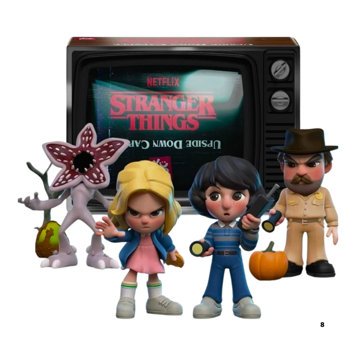 קפסולת הפתעה דמות אספנות Stranger Things YuMe | דגם טלוויזיה רטרו 6.5 ס”מ