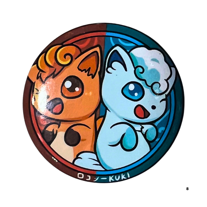 סיכת פוקימון וולפיקס רגיל ו-Alolan Vulpix – גודל 44 מ”מ 🦊❄️