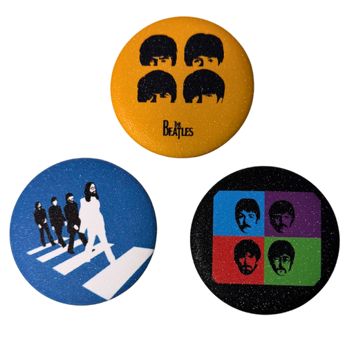 סט של 3 סיכות The Beatles 58 מ”מ – סיכות אספנות רוק קלאסי מבית אנימה מרקט רק ב - https://anime-market.co.il