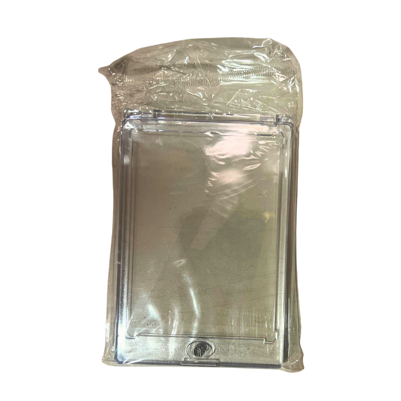 🛡️ מעמד מגנטי לקלף אספנות – Toploader Premium עם נעילה מגנטית מבית קלפים רק ב - https://anime-market.co.il