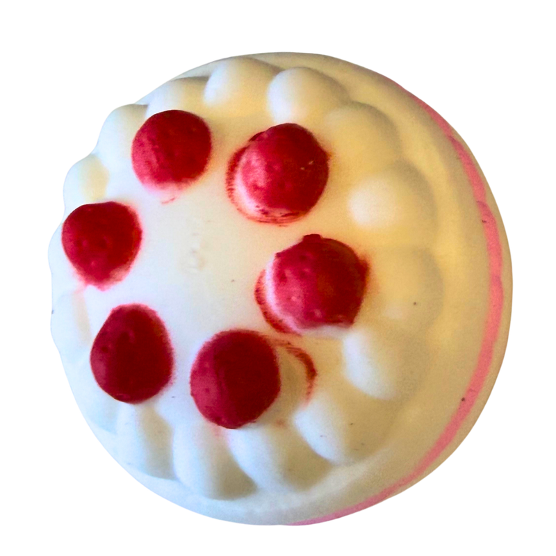 🍓 סקווישי עוגת תותים לבנה – צעצוע לחיץ חזרה איטית להפגת מתחים